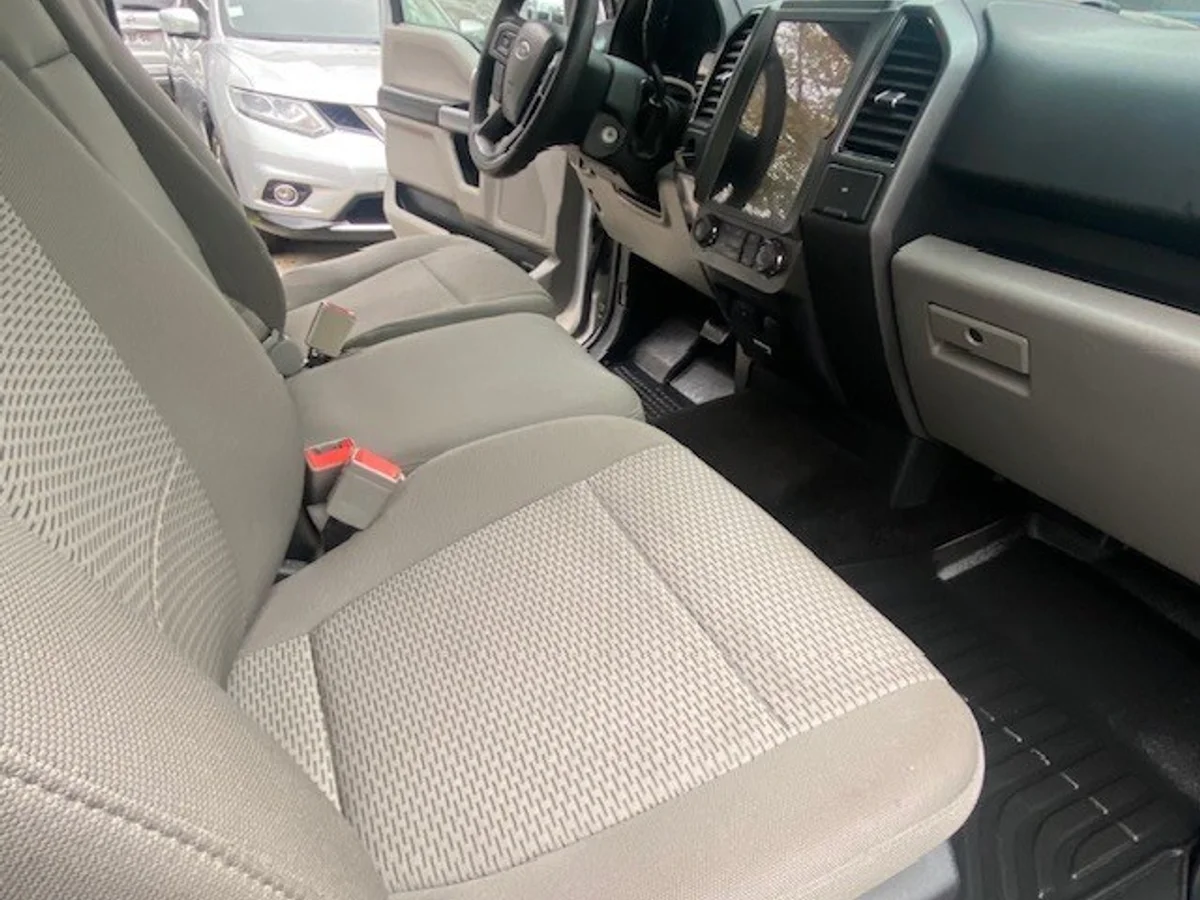 FORD F-150 XLT 3.3 Aut 2018 - Miniatura 20