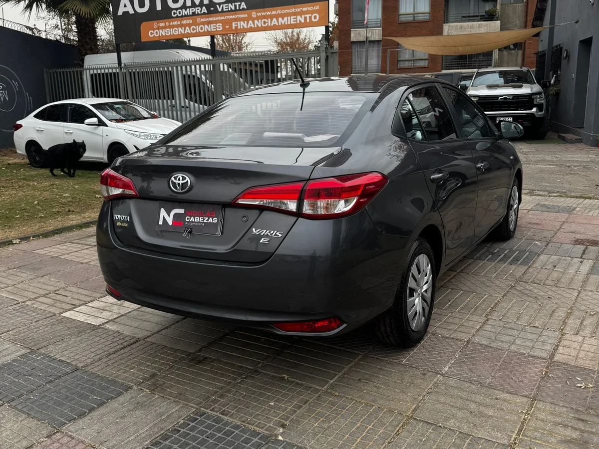 TOYOTA Yaris 1.5 GLI 4X2 E MT 4P 2019