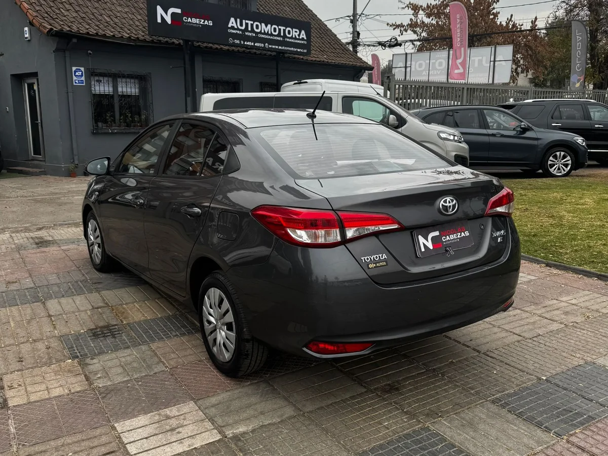 TOYOTA Yaris 1.5 GLI 4X2 E MT 4P 2019