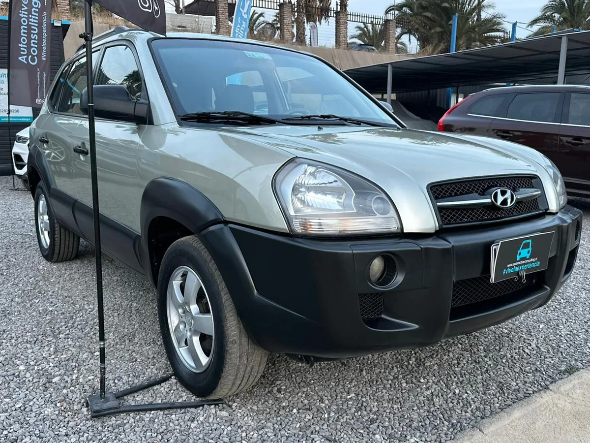 HYUNDAI TUCSON GL 2.0 2006 - Miniatura 12