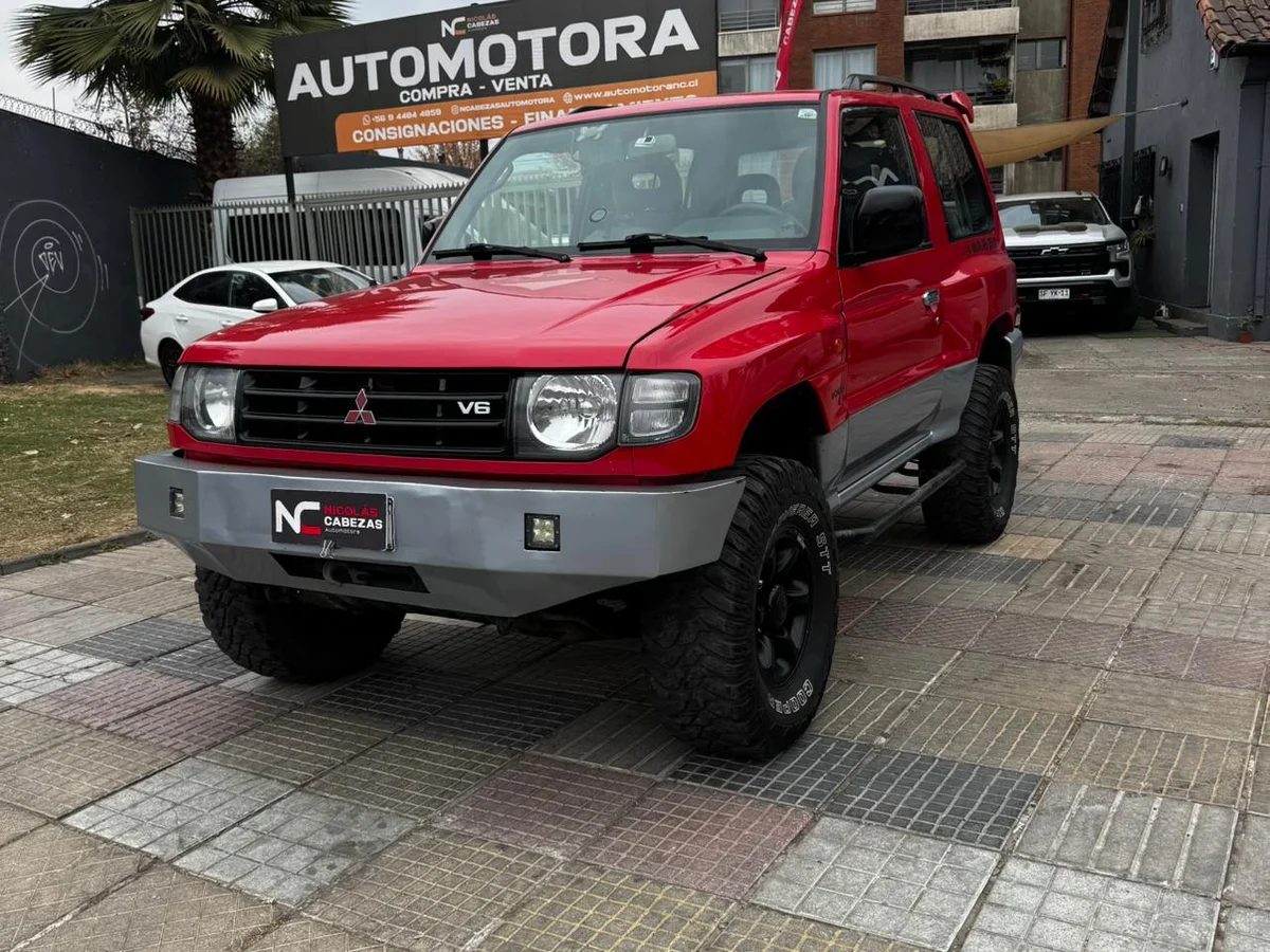 MITSUBISHI MONTERO GLS 4WD 3.5 AT 3P 1999