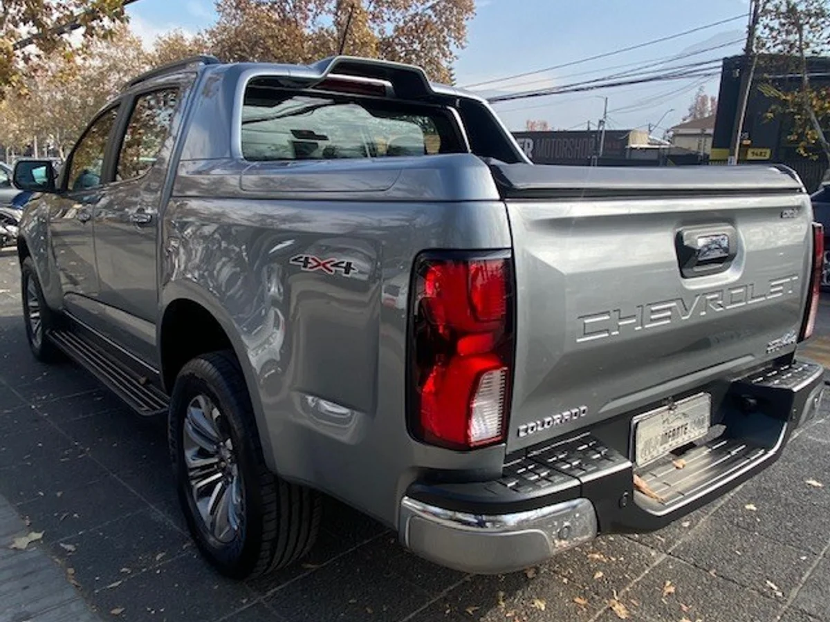 CHEVROLET COLORADO 2.8TD HC AT Awd. 2025 - Miniatura 8