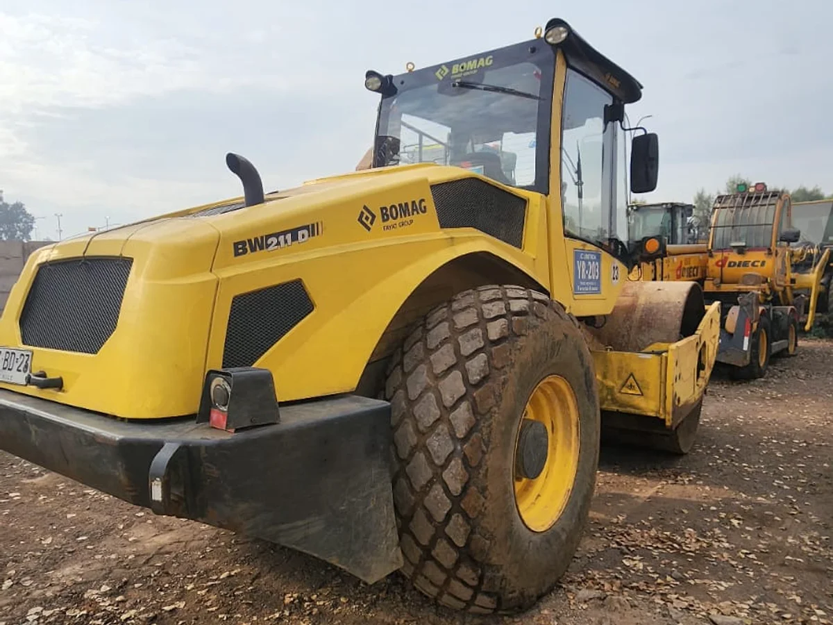 BOMAG BW211D-5 2019