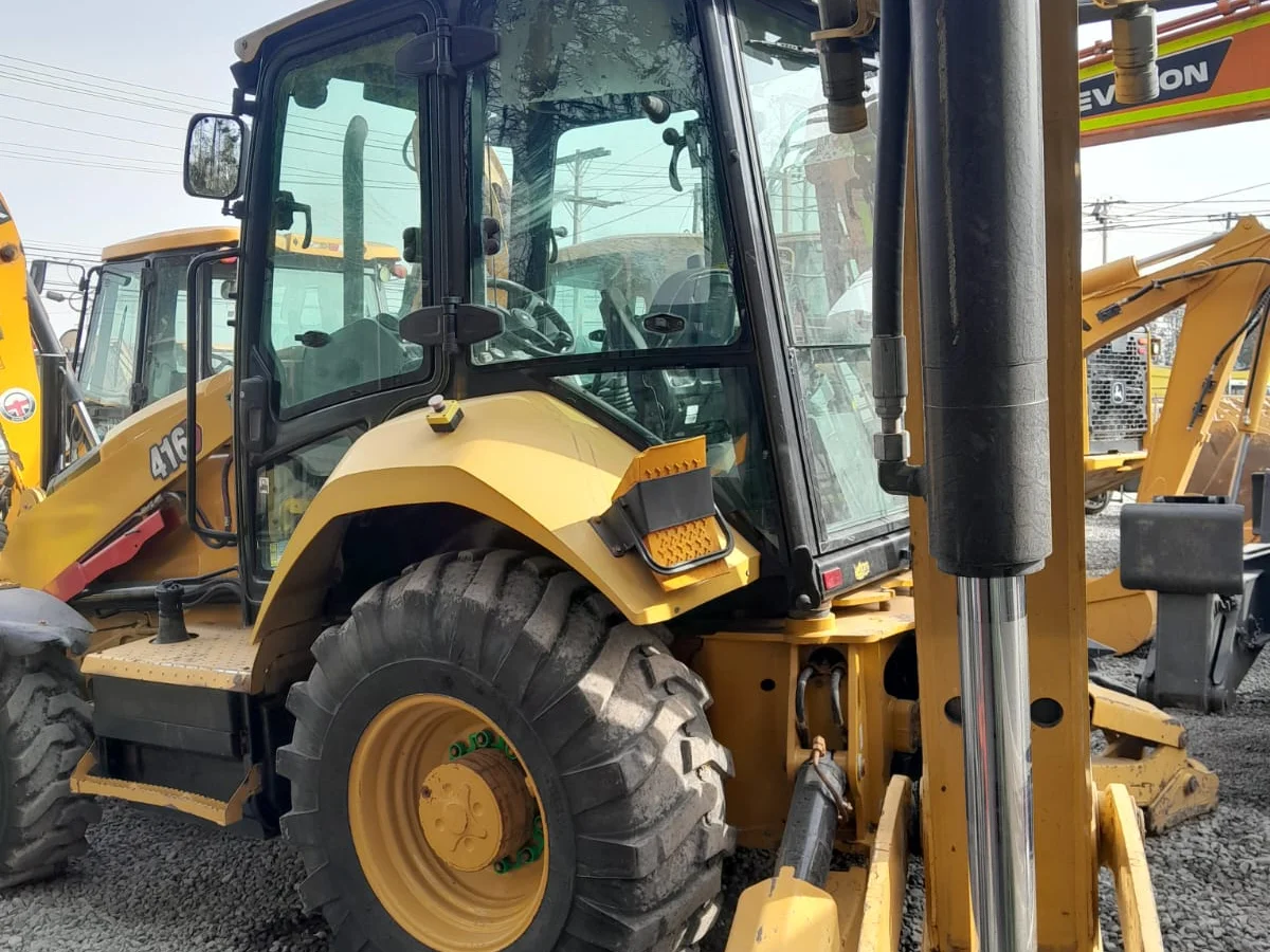 Caterpillar 416 2022