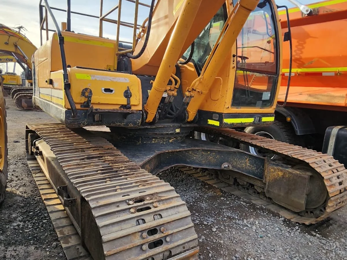 HYUNDAI ROBEX 220 2018