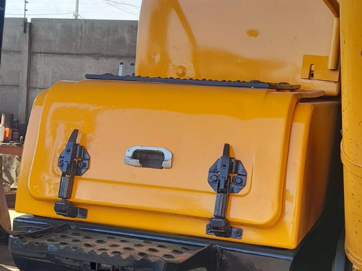 HYUNDAI ROBEX 220 2018 - Miniatura 9