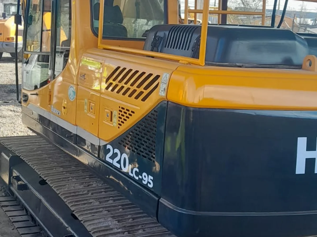 HYUNDAI ROBEX 220 2018 - Miniatura 8