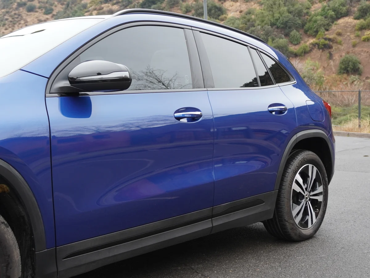 MERCEDES BENZ GLA 200 AUT Progressive AT 2025 miniatura 9