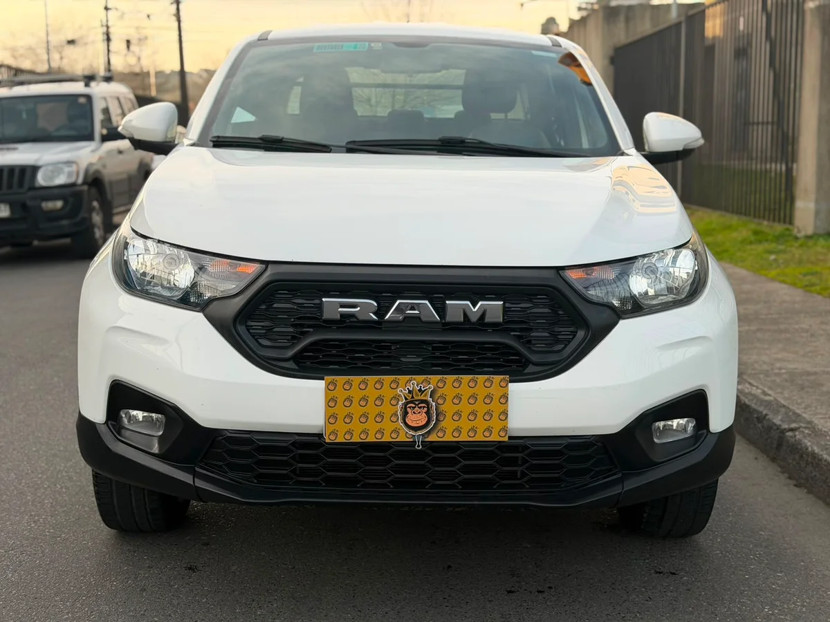 RAM 700 BIGHORN DCAB 1.3 2024