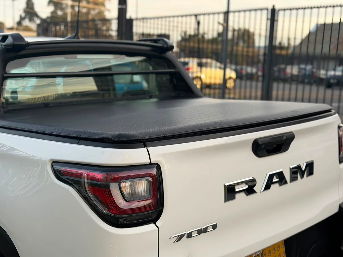 RAM 700 BIGHORN DCAB 1.3 2024