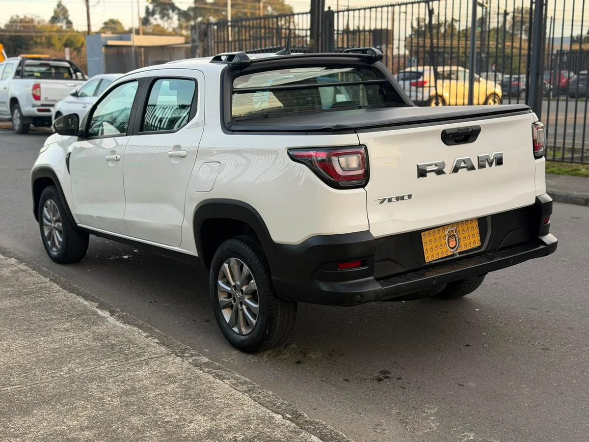 RAM 700 BIGHORN DCAB 1.3 2024 - Miniatura 7