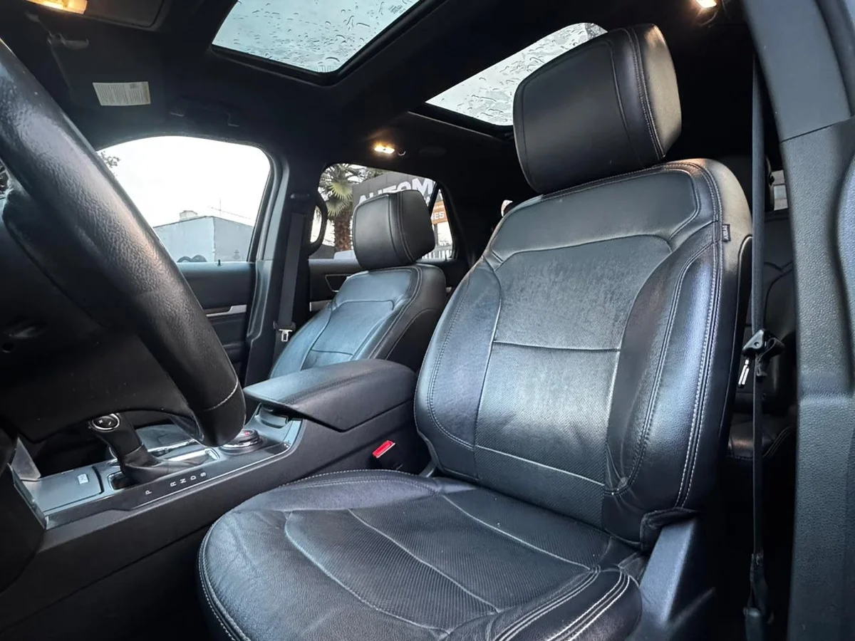 FORD EXPLORER LTD 4X4 2.3 AUT . 2019 - Miniatura 9