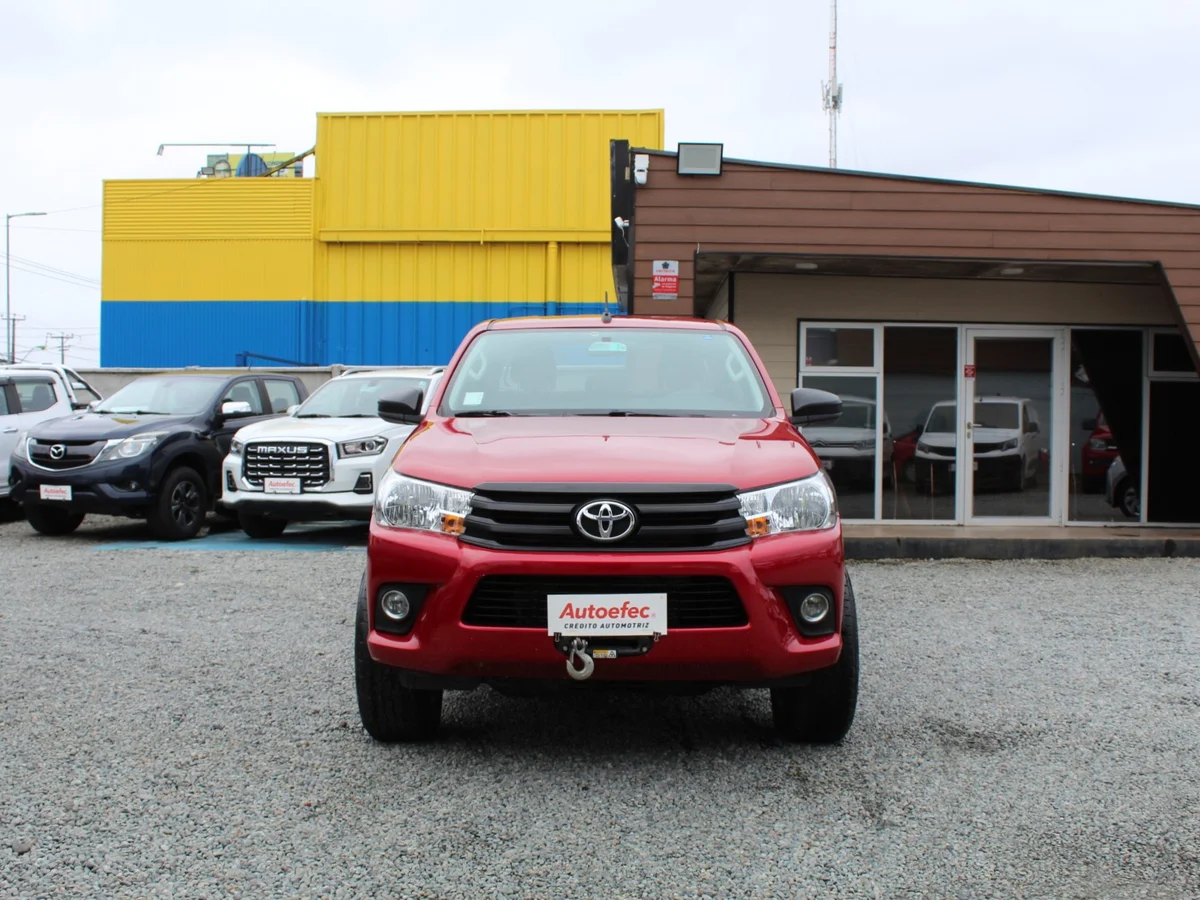 Toyota Hilux — foto 3 de 11