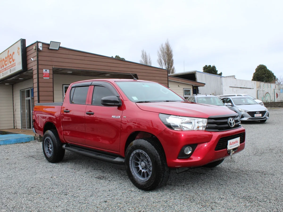 Toyota Hilux — foto 4 de 11