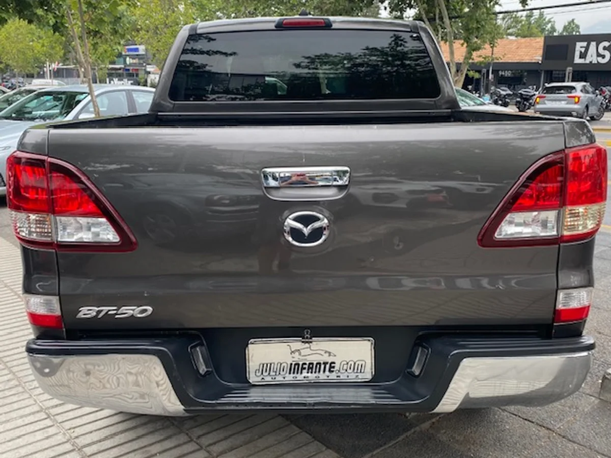 MAZDA BT-50 2.2 Diesel. 4x2 2021 - Miniatura 6