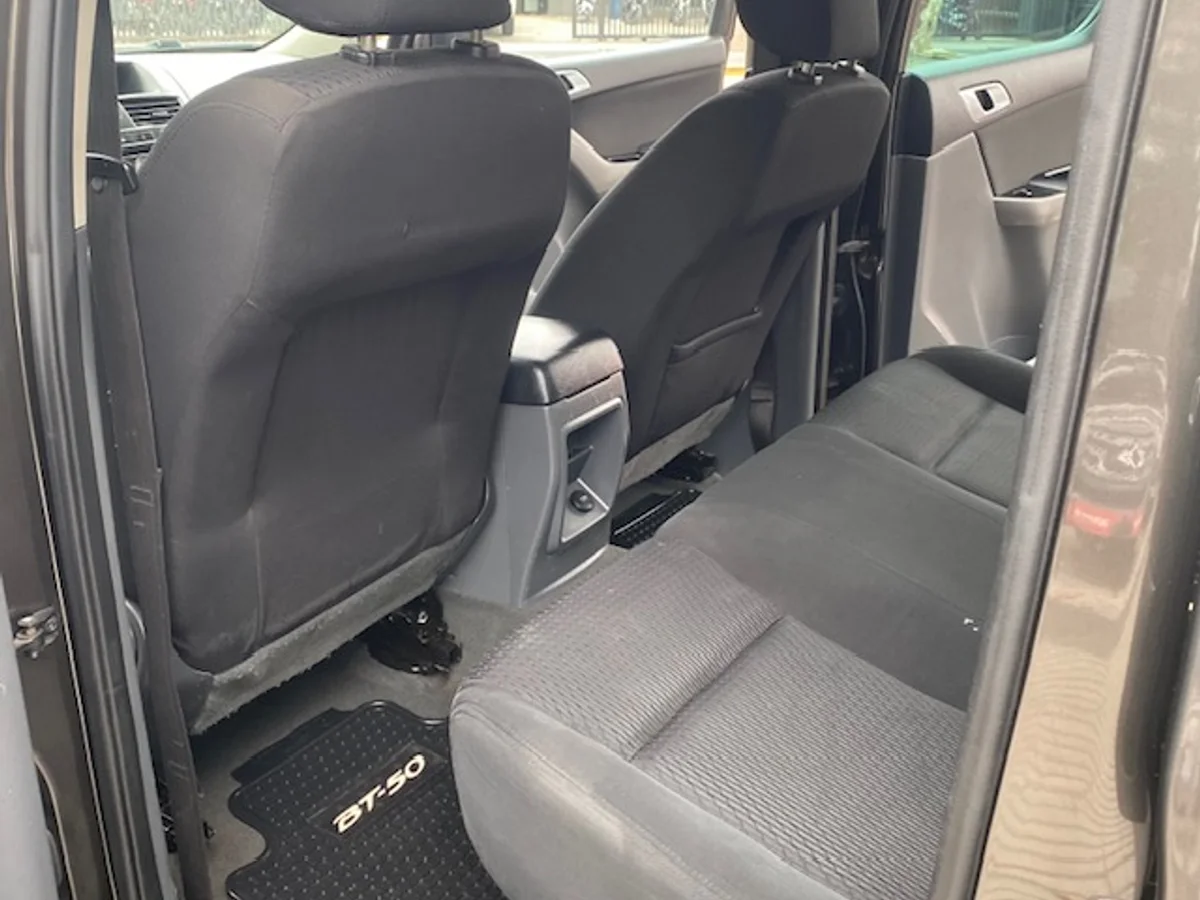 MAZDA BT-50 2.2 Diesel. 4x2 2021 - Miniatura 11