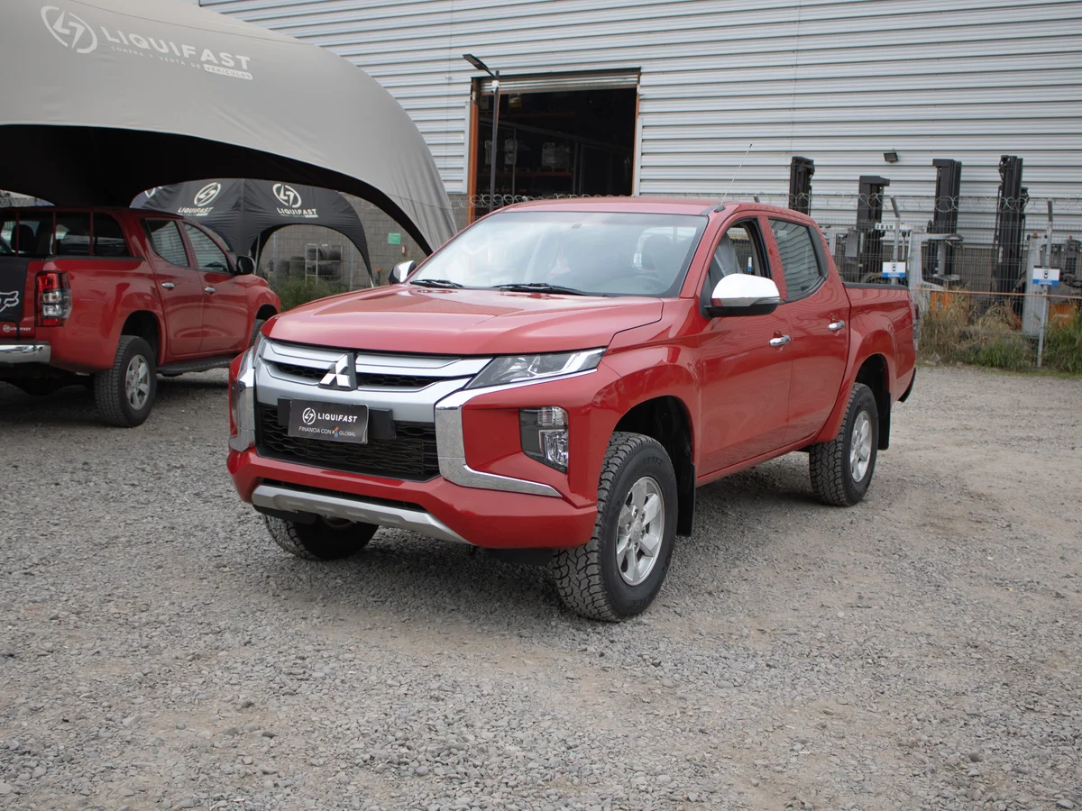 MITSUBISHI L200 KATANA CRT 4X4 2.4 4x4 2022 miniatura 1