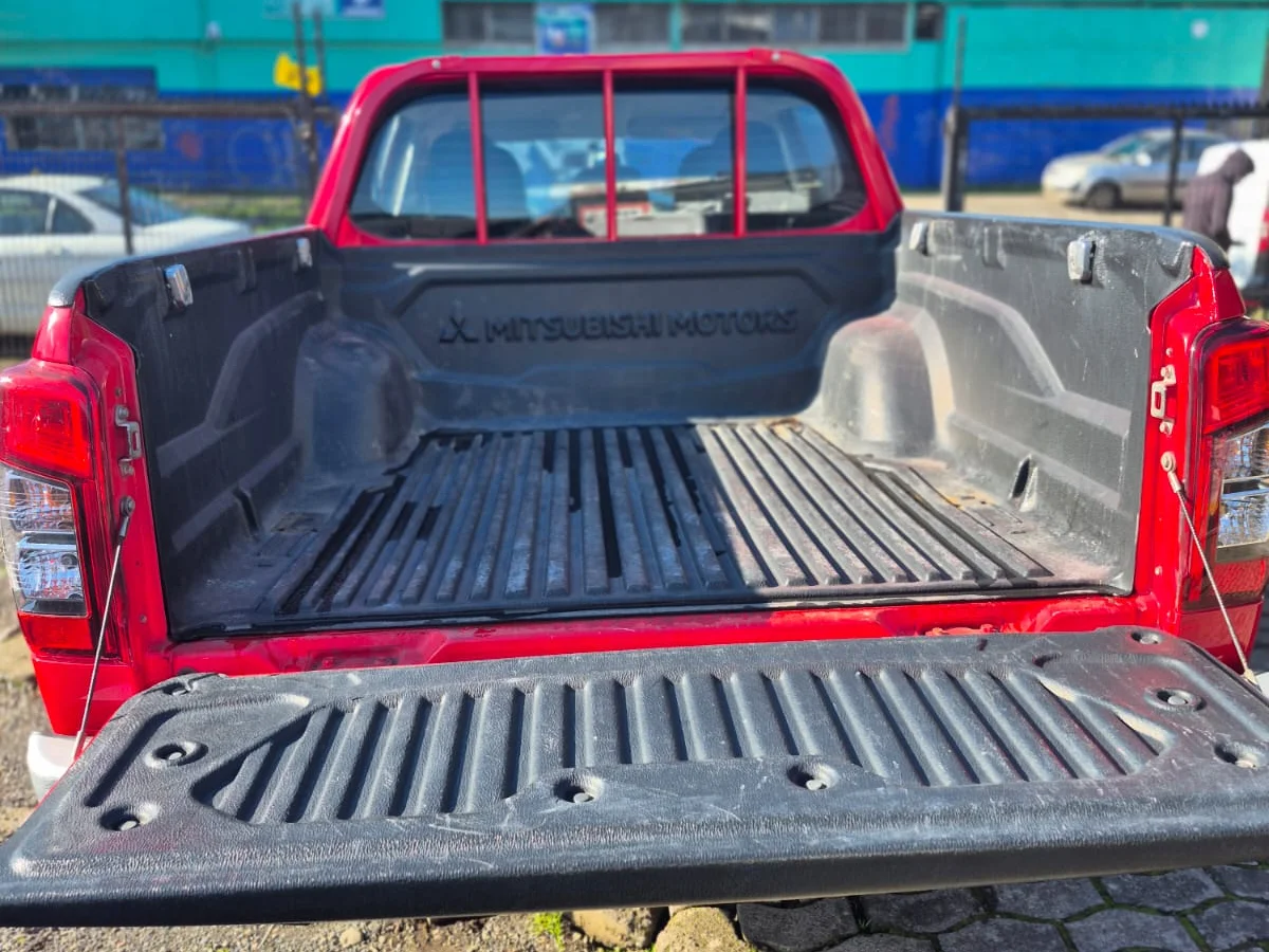 MITSUBISHI L200 KATANA CRT 2.4 DIESEL 4X2 2022
