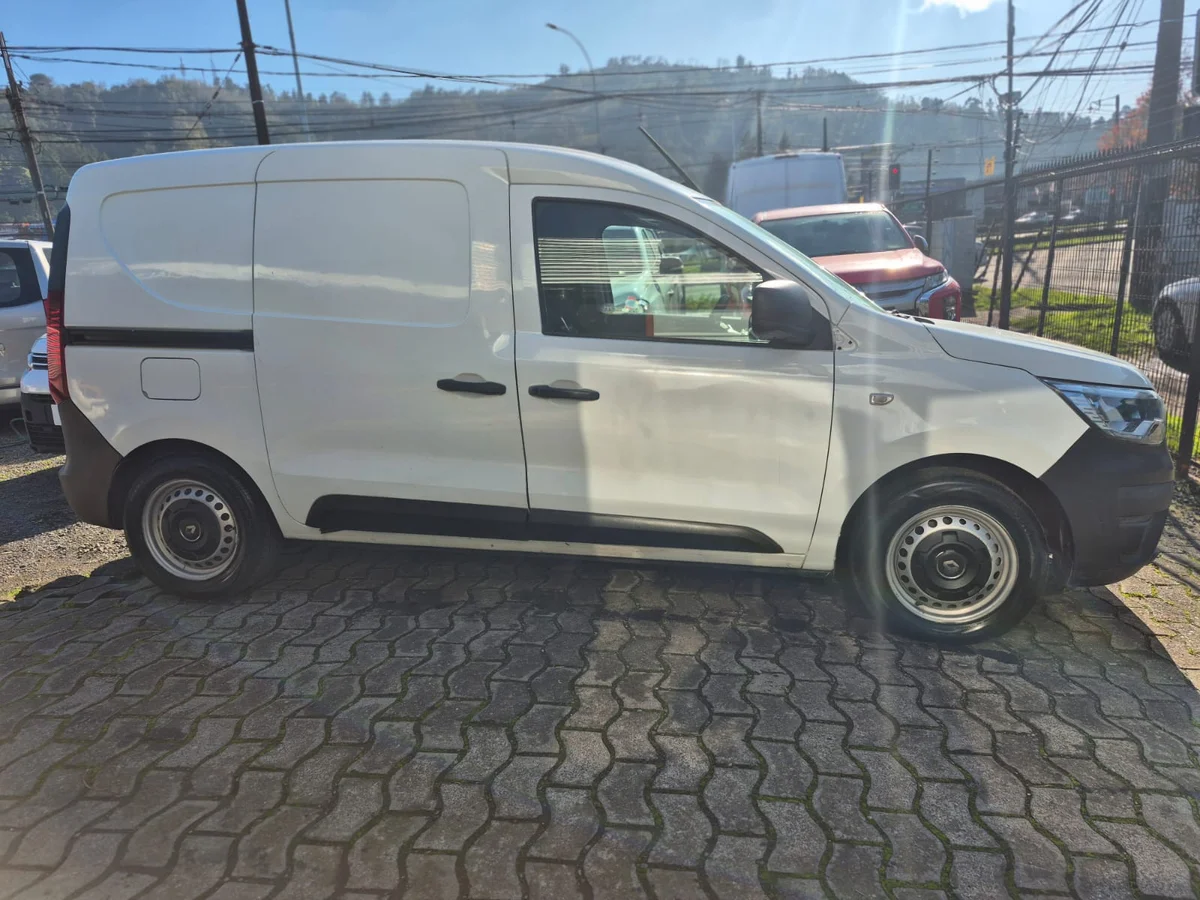 RENAULT Express 1.5 2022 - Miniatura 9