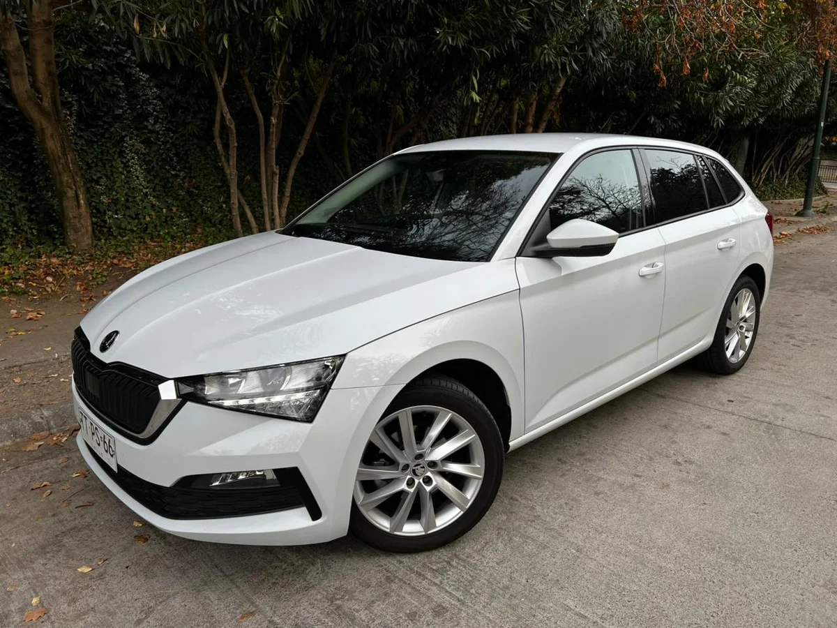 SKODA SCALA 1.5L TURBO TSI AMBITION AUT DSG7 AÑO 2024 - Miniatura 3