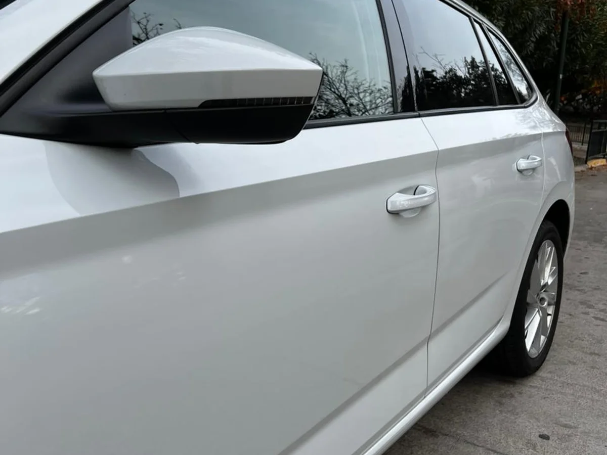 SKODA SCALA 1.5L TURBO TSI AMBITION AUT DSG7 AÑO 2024 - Miniatura 4