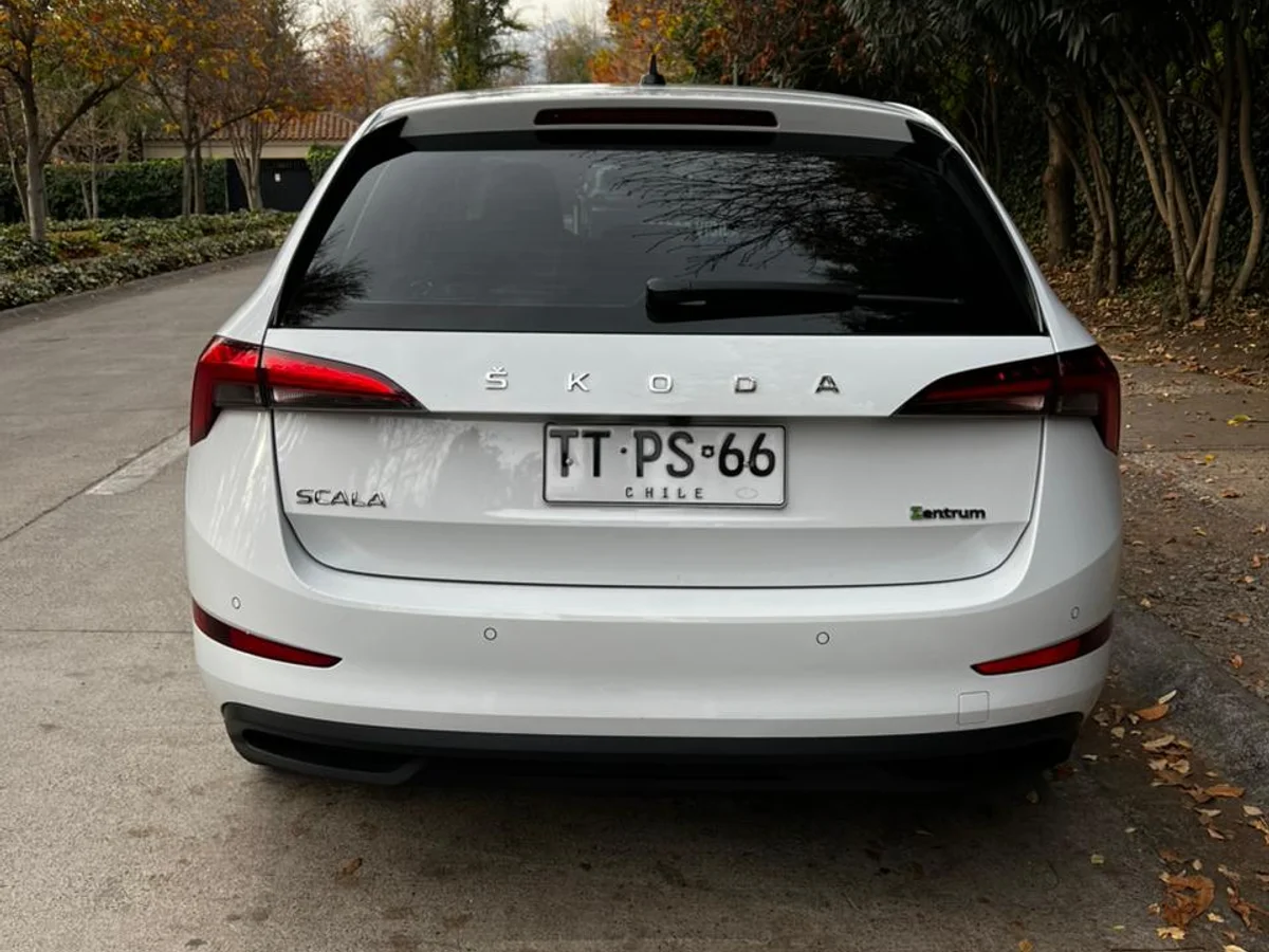 SKODA SCALA 1.5L TURBO TSI AMBITION AUT DSG7 AÑO 2024 - Miniatura 7