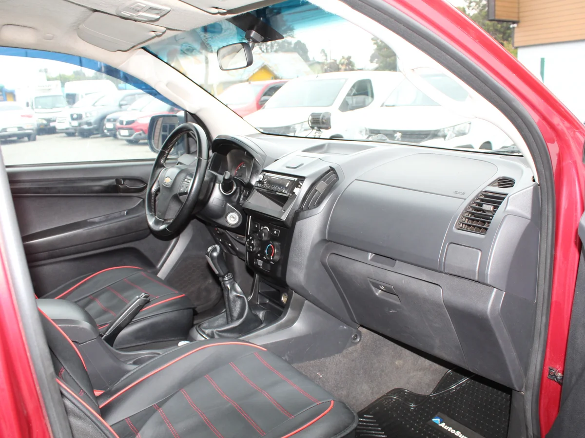 Chevrolet D-Max2.5 L Td 4X4 Diesel 2Ab Ab Ac Mt 2P — foto 5 de 12