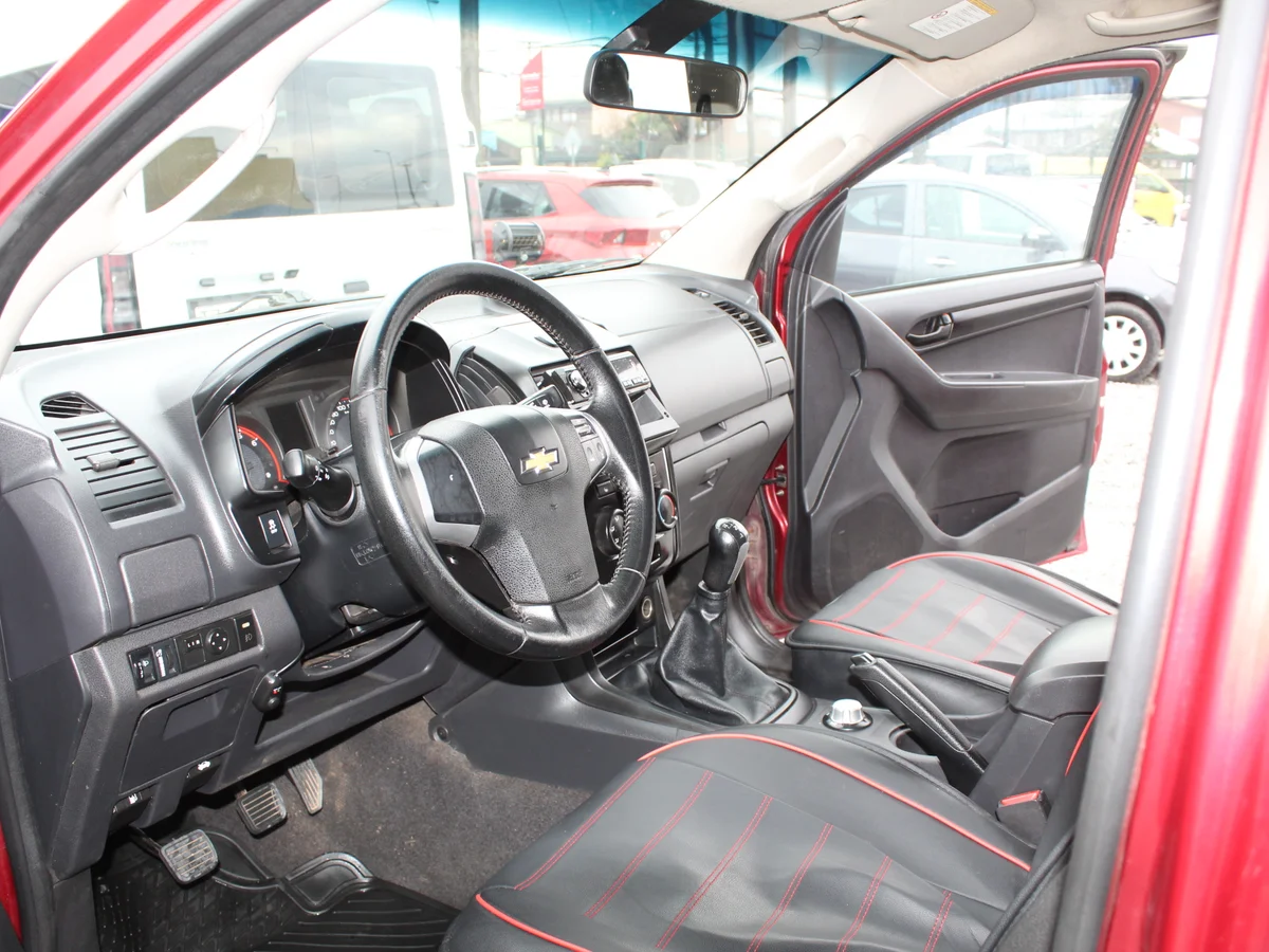 Chevrolet D-Max2.5 L Td 4X4 Diesel 2Ab Ab Ac Mt 2P — foto 11 de 12