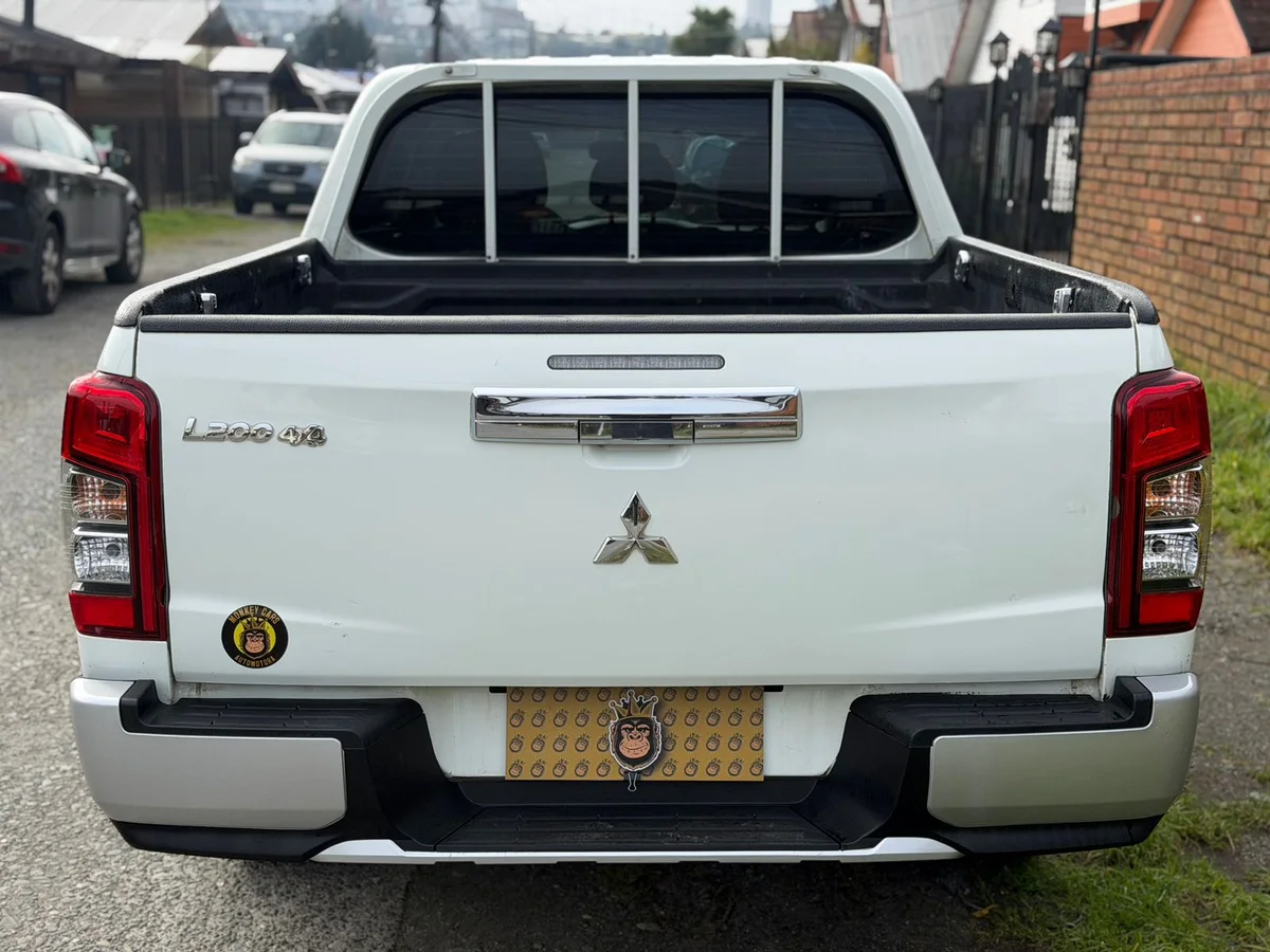 MITSUBISHI l200 KATANA 4X4 2.4 2022