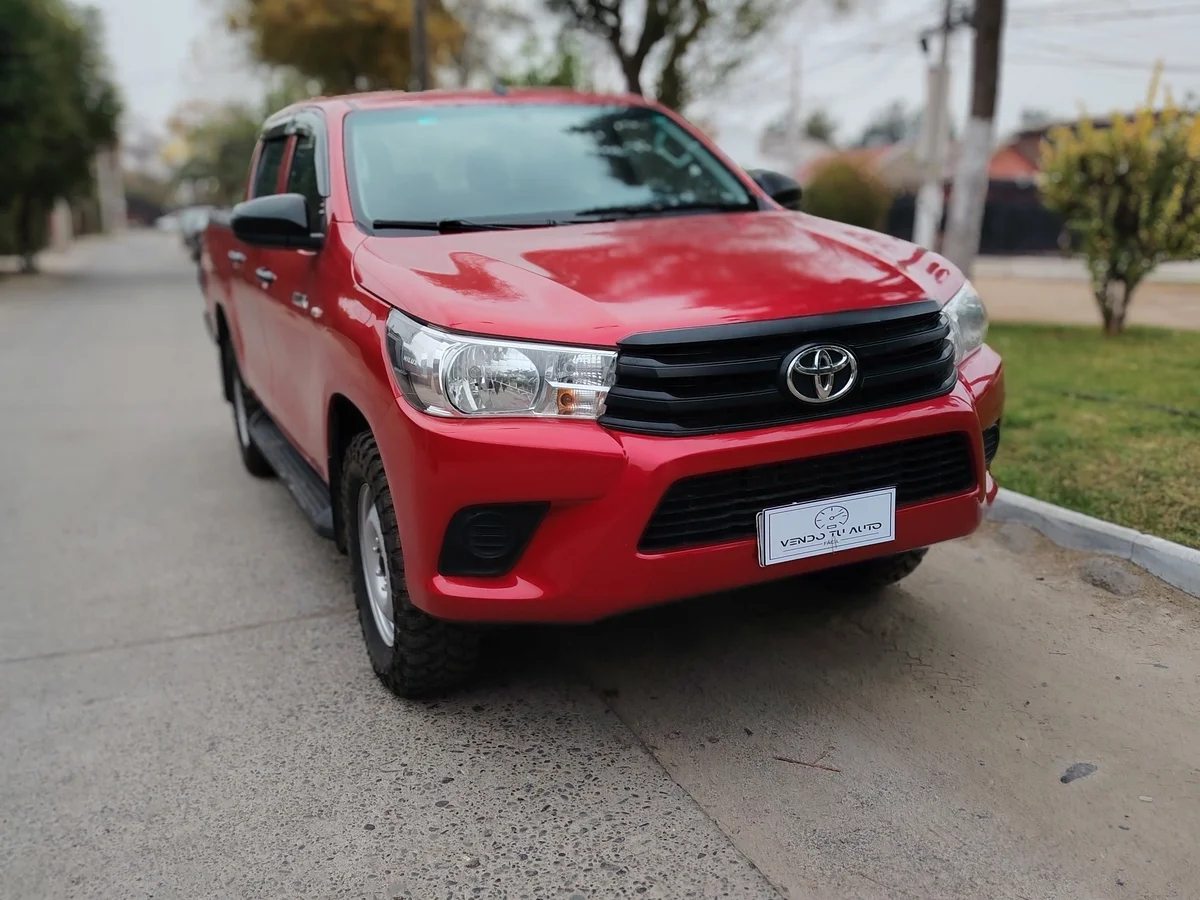 TOYOTA Hilux 2.8L DIESEL 4X4 MT 2023