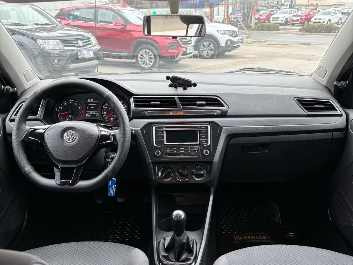Volkswagen Voyage Trendline — foto 8 de 10