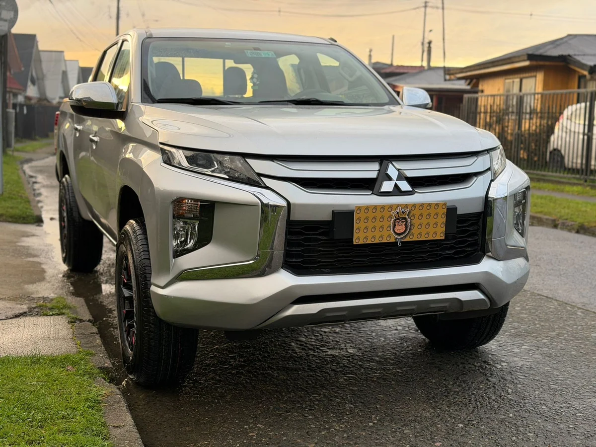 MITSUBISHI L200 KATANA CRT 4X4 2.4 2022
