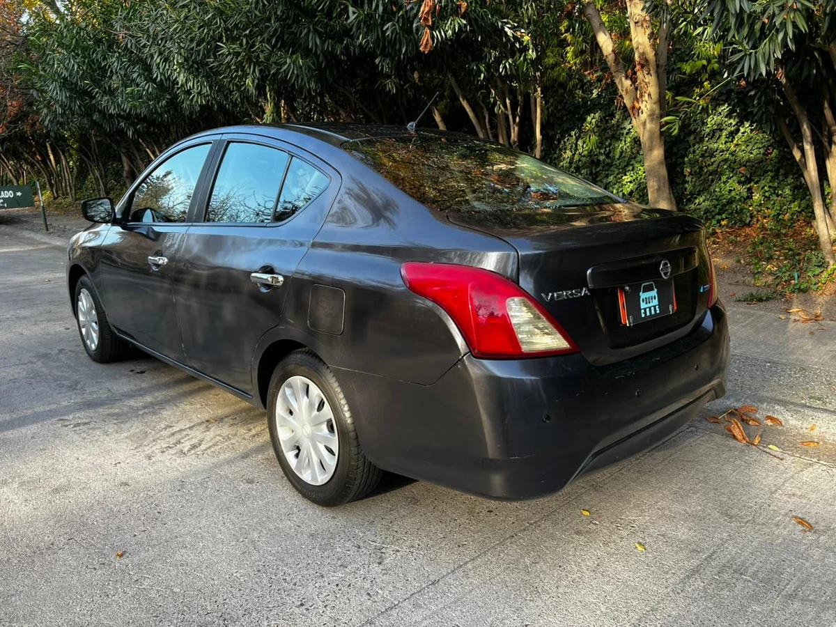 NISSAN VERSA SENSE 1.6 L MT TAXI EJECUTIVO AÑO 2016 - Miniatura 5