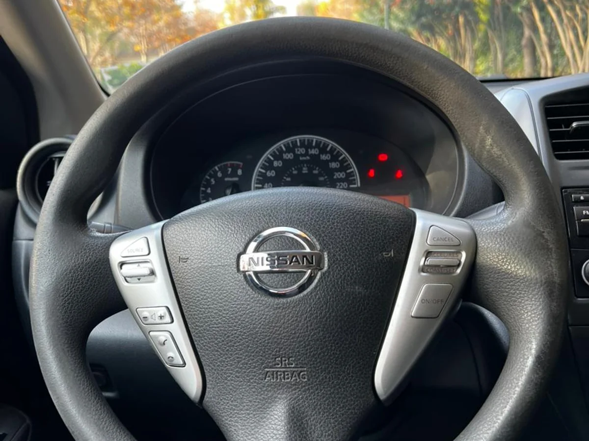 NISSAN VERSA SENSE 1.6 L MT TAXI EJECUTIVO AÑO 2016 - Miniatura 15