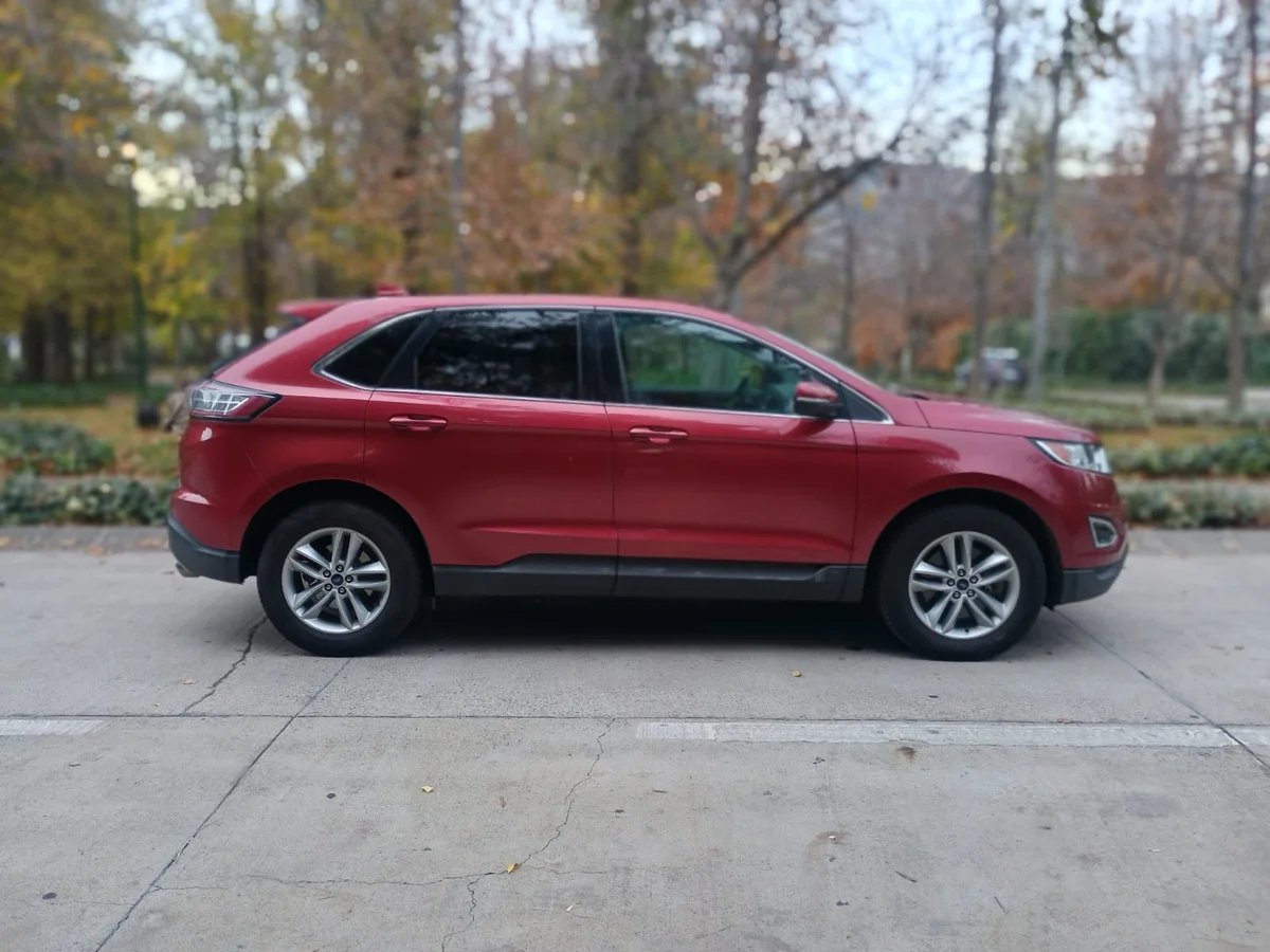 FORD EDGE SEL 4WD 3.5 AUT AÑO 2017 - Miniatura 10