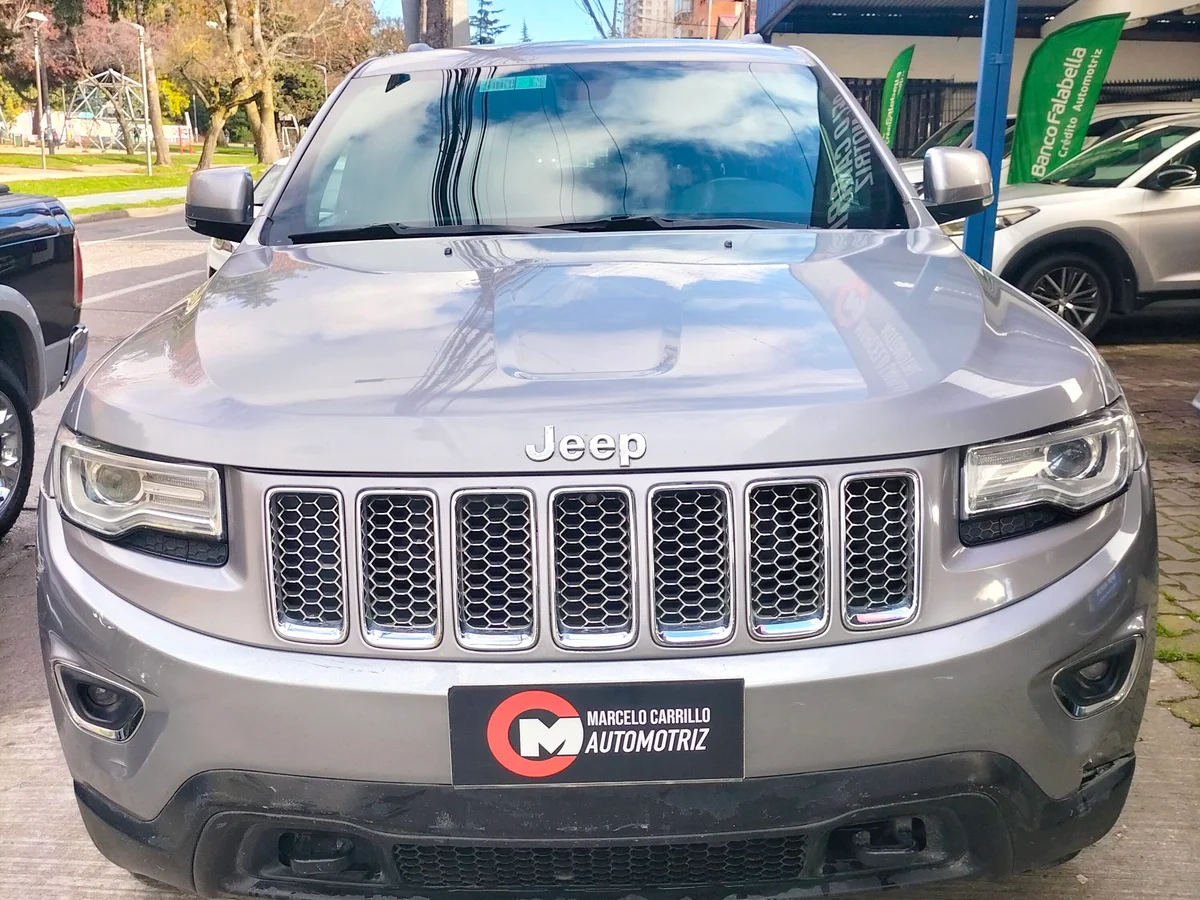 JEEP Grand Cherokee 3.6 LAREDO SPRING 4X4 AT 5P 2015