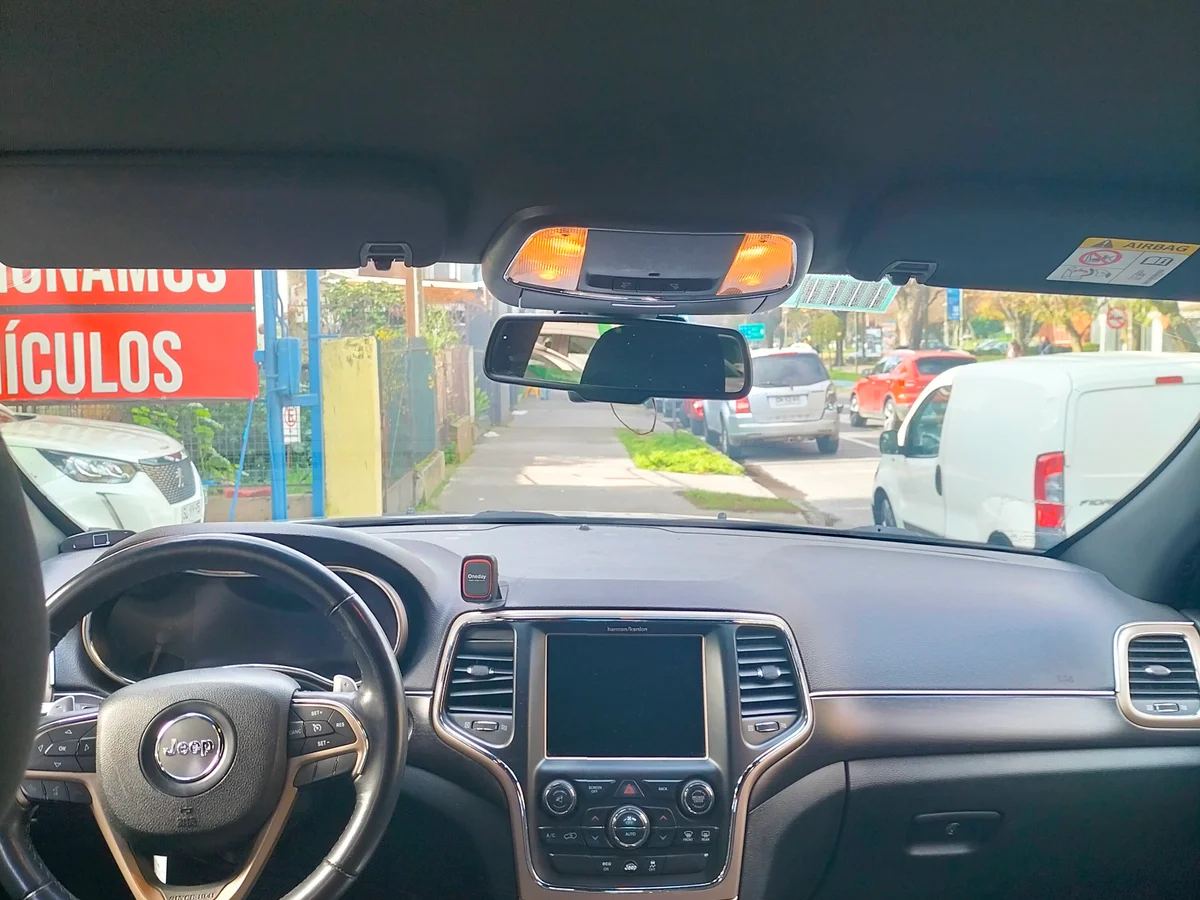 JEEP Grand Cherokee 3.6 LAREDO SPRING 4X4 AT 5P 2015 - Miniatura 8