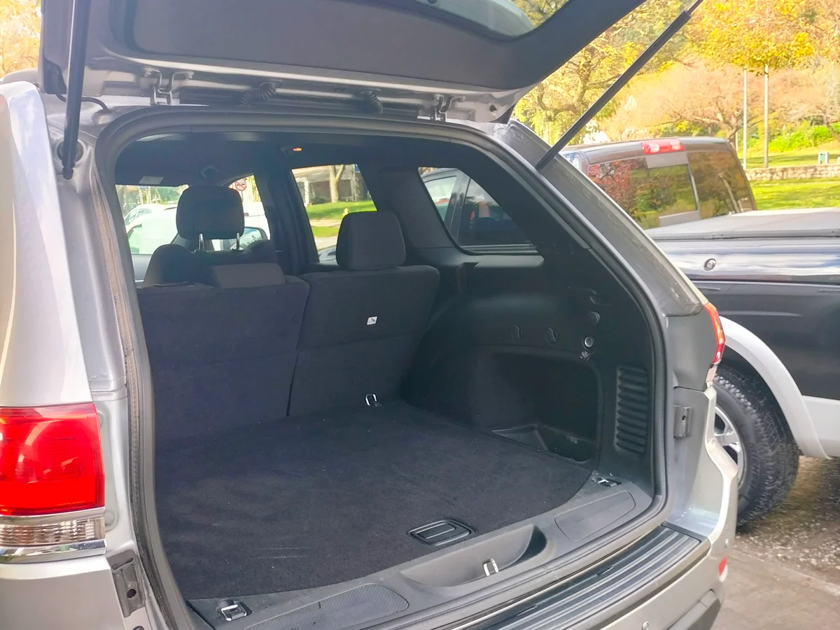 JEEP Grand Cherokee 3.6 LAREDO SPRING 4X4 AT 5P 2015 - Miniatura 9