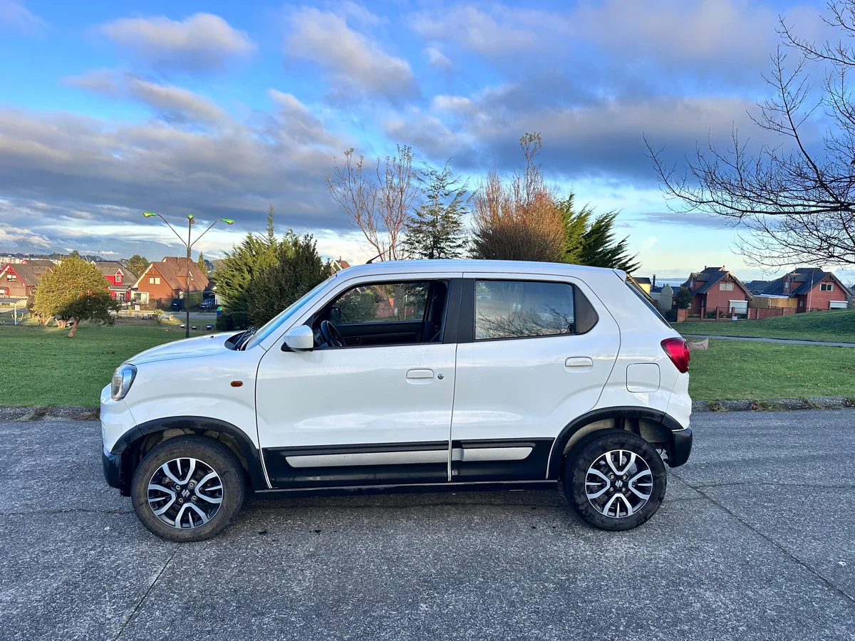 SUZUKI S-Presso GLX 1.0 2022 - Miniatura 8