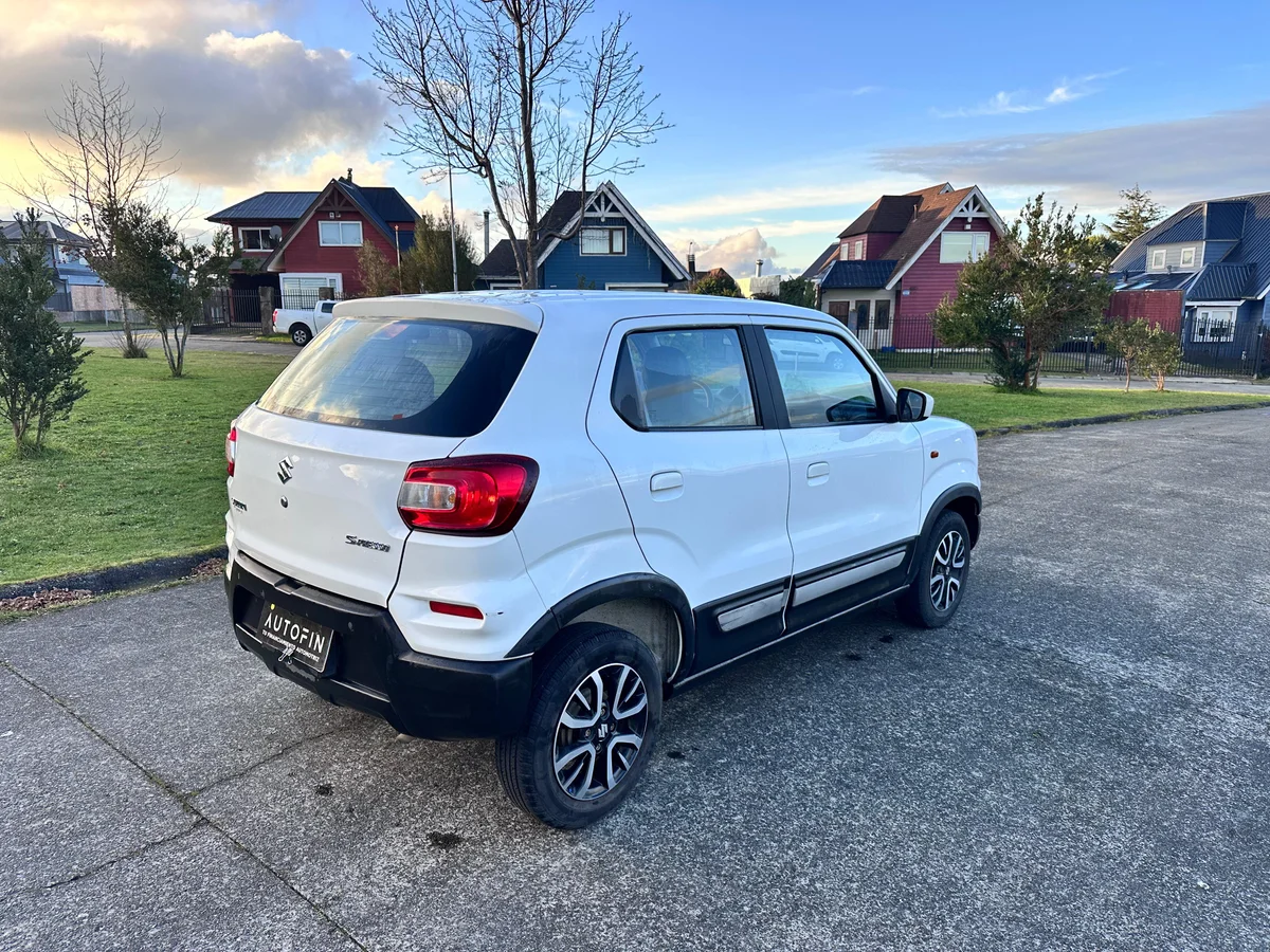 SUZUKI S-Presso GLX 1.0 2022 - Miniatura 9