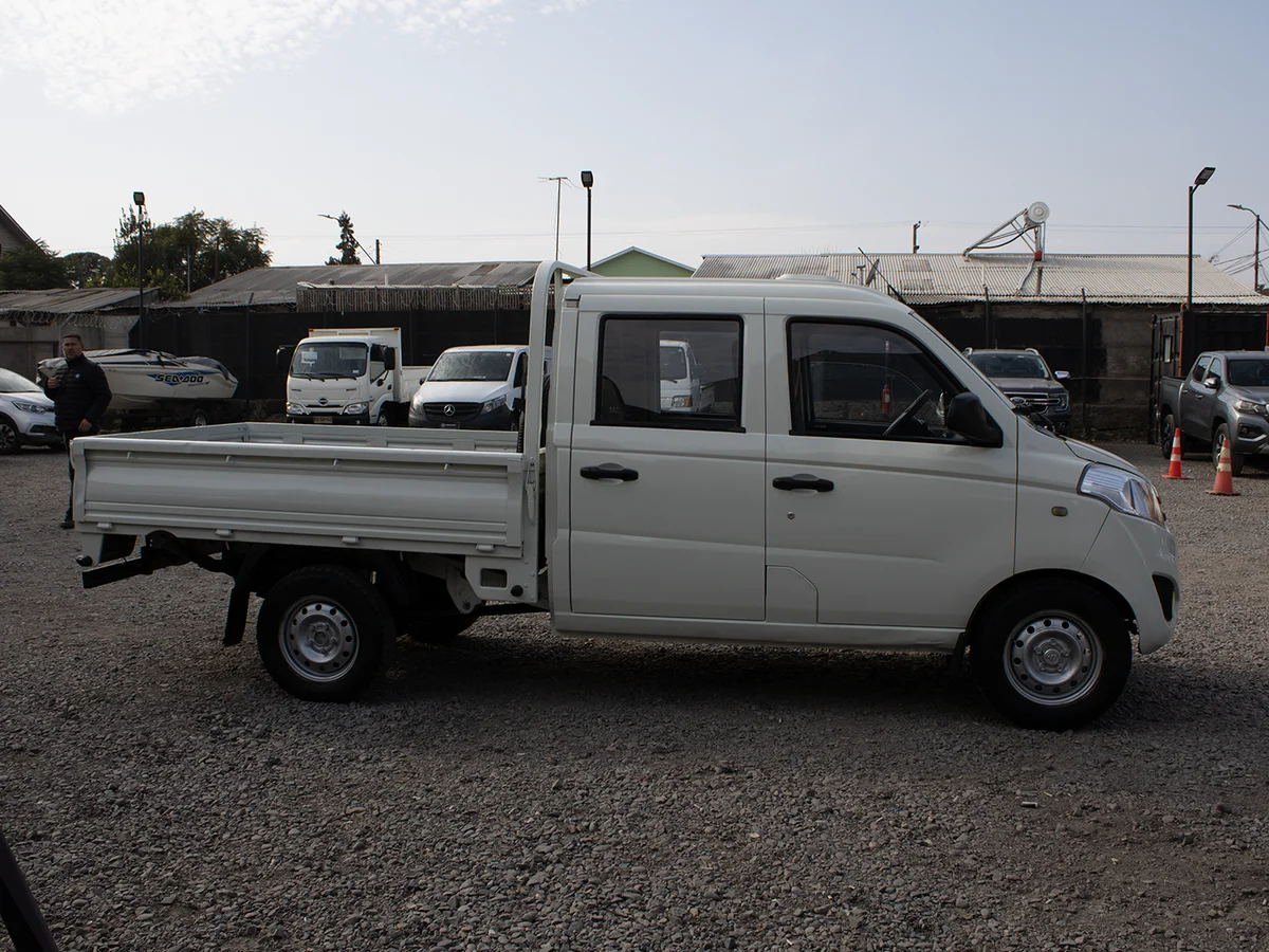 FOTON MIDI D CAB 1.3 1.3 CARGO 5 PUERTAS MT 2017 miniatura 4