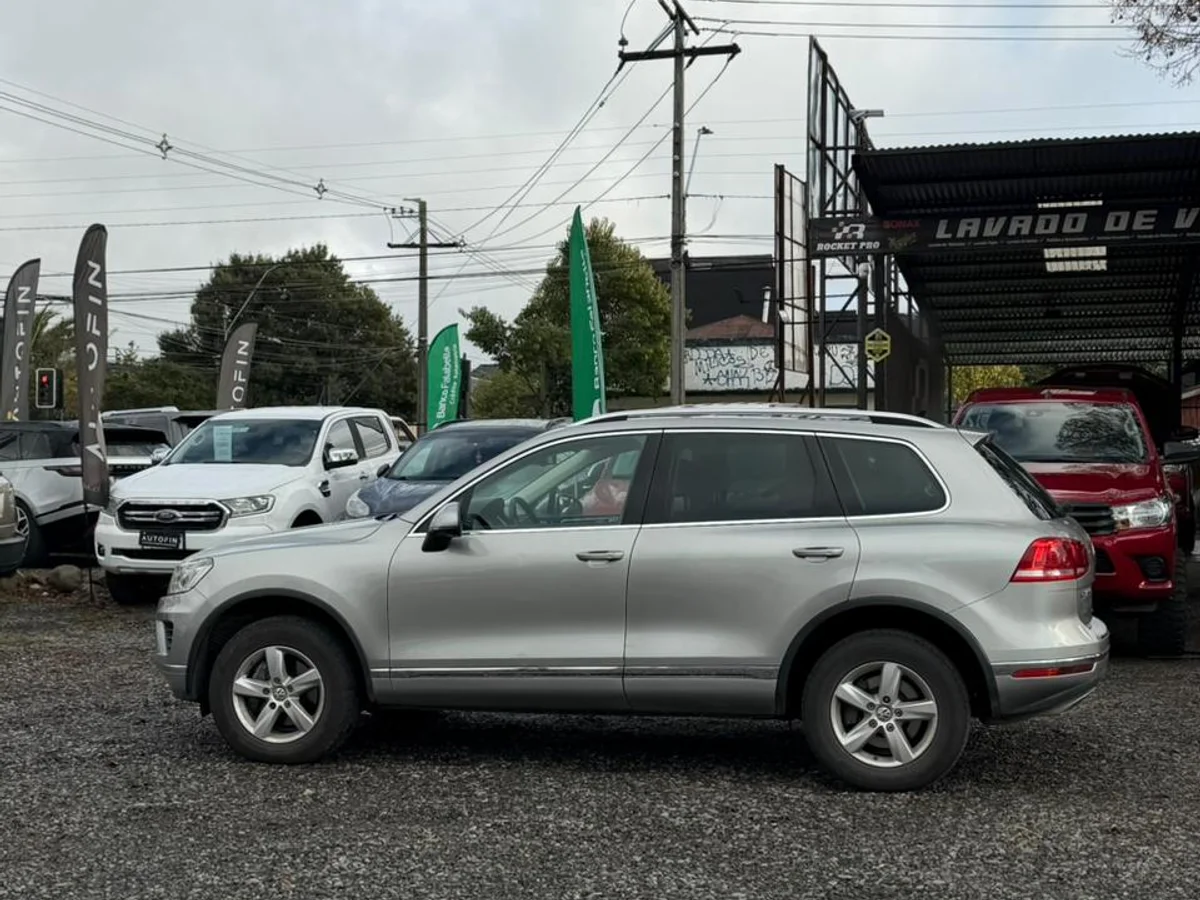 VOLKSWAGEN TOUAREG 3.0 V6 TDI DIESEL 4X4 NAV AT 5P 2016 - Imagen 2