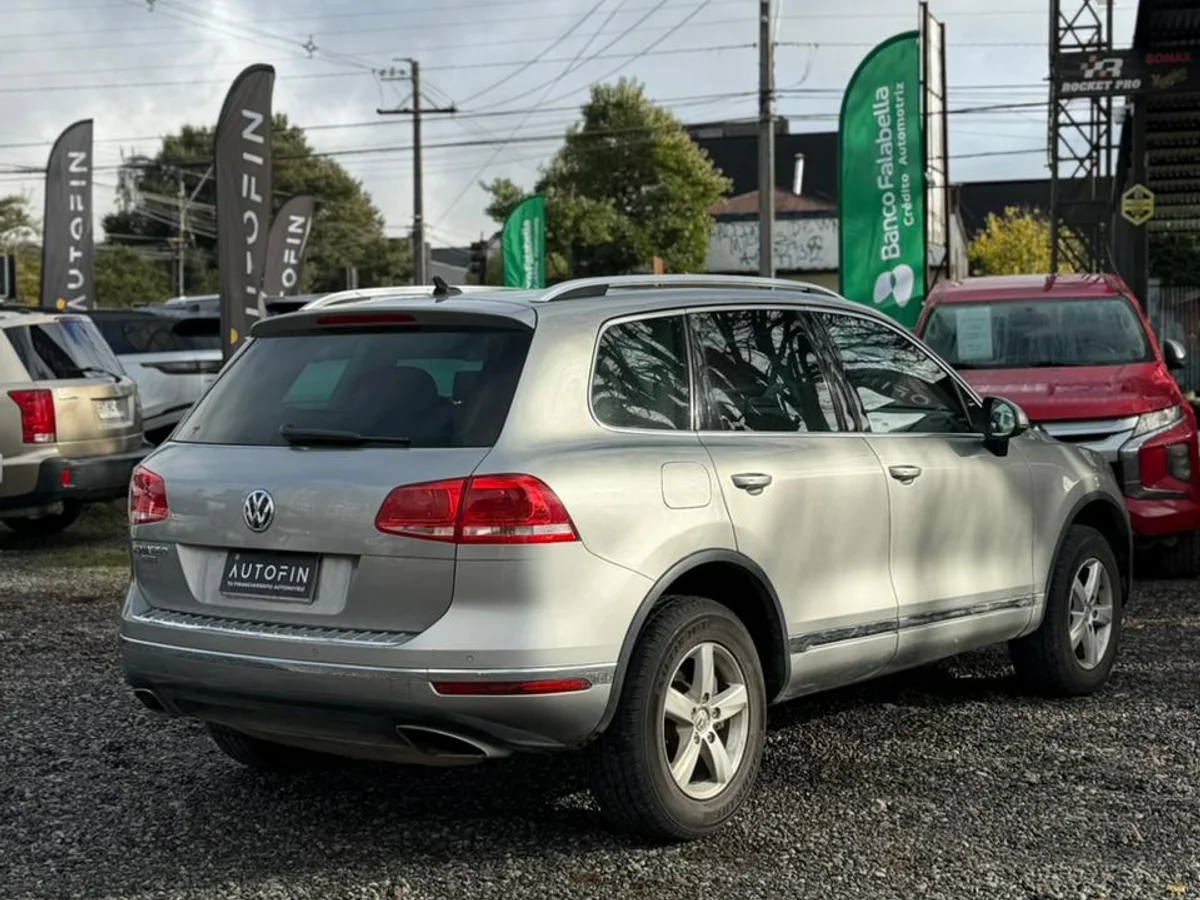 VOLKSWAGEN TOUAREG 3.0 V6 TDI DIESEL 4X4 NAV AT 5P 2016 - Imagen 12