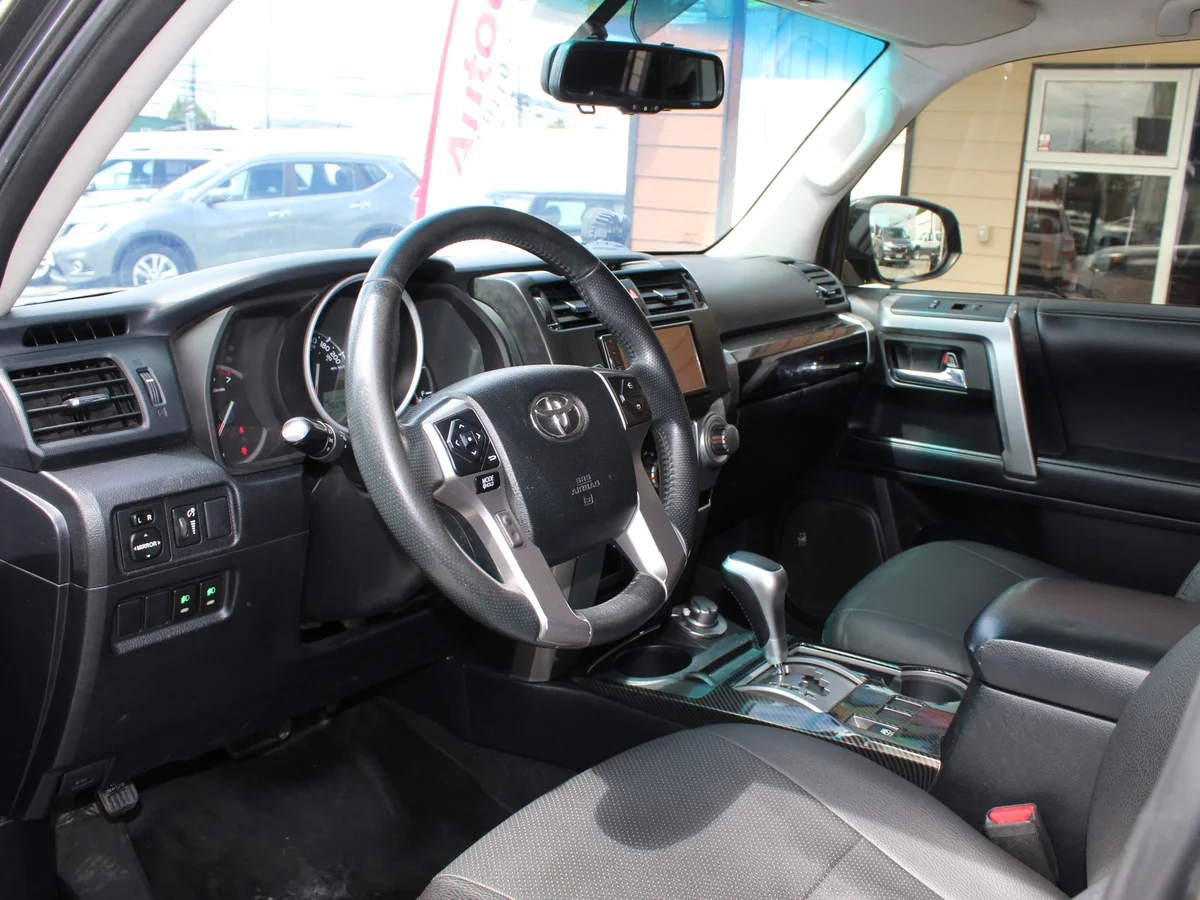 TOYOTA 4Runner 4X4 4.0 AUT 2019 - Miniatura 10