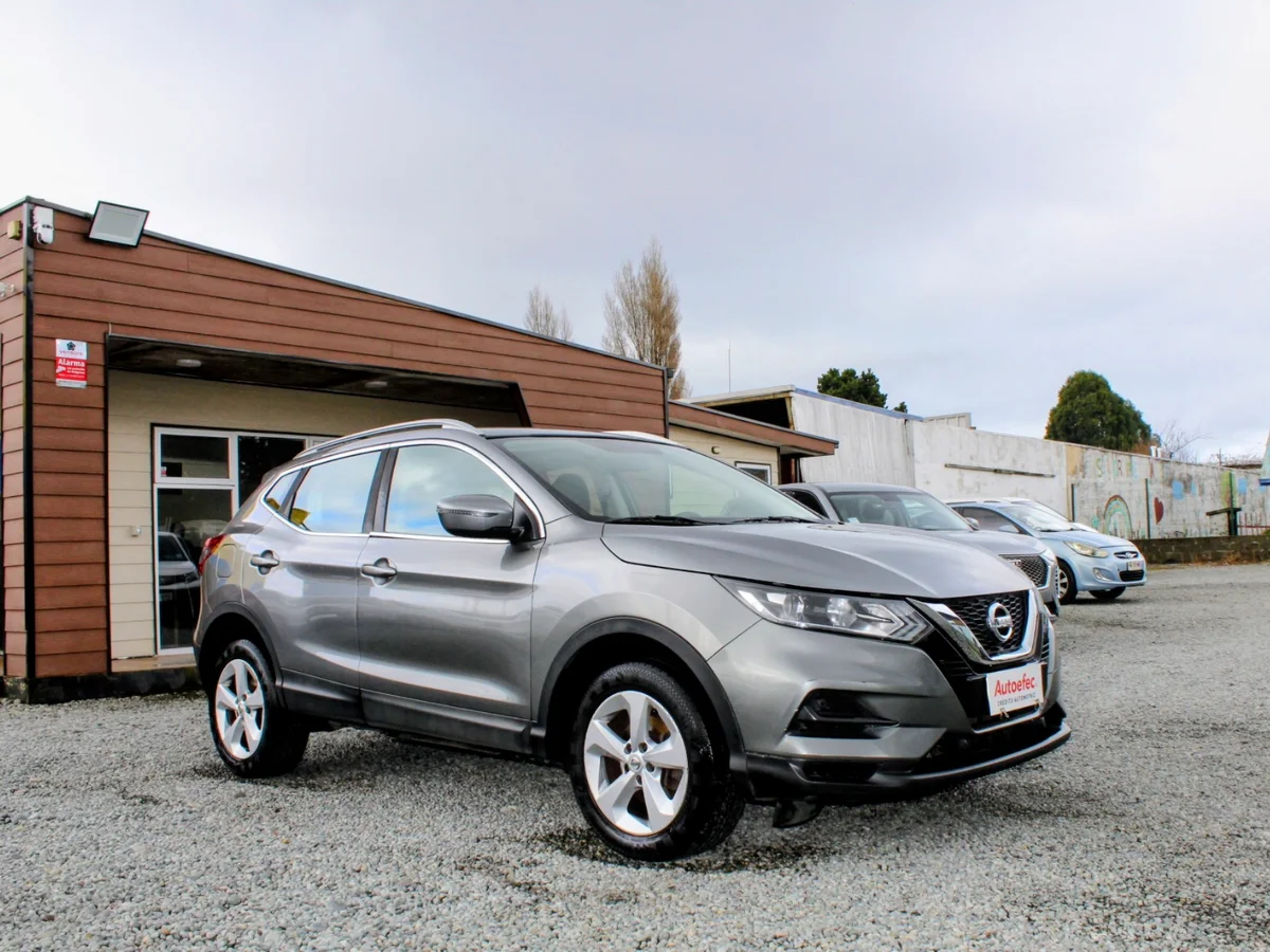 Nissan Qashqai 2.0 Sense 4X2 Mt 5P — foto 4 de 11