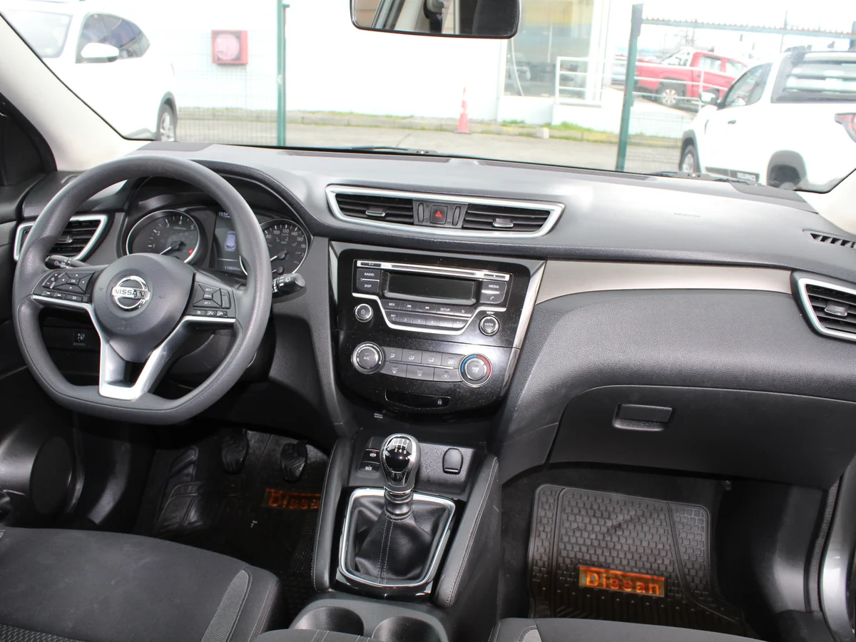 Nissan Qashqai 2.0 Sense 4X2 Mt 5P — foto 7 de 11
