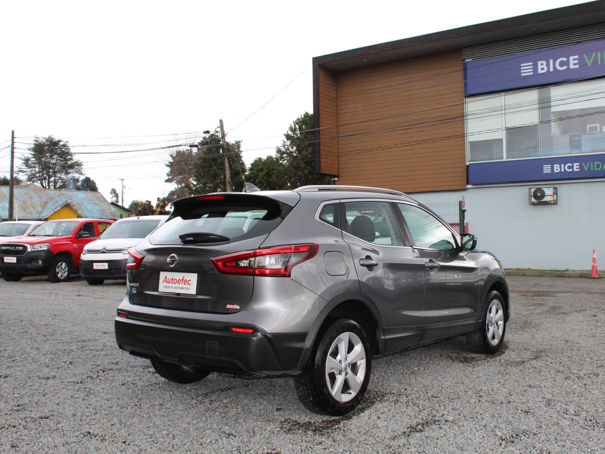 Nissan Qashqai 2.0 Sense 4X2 Mt 5P — foto 8 de 11