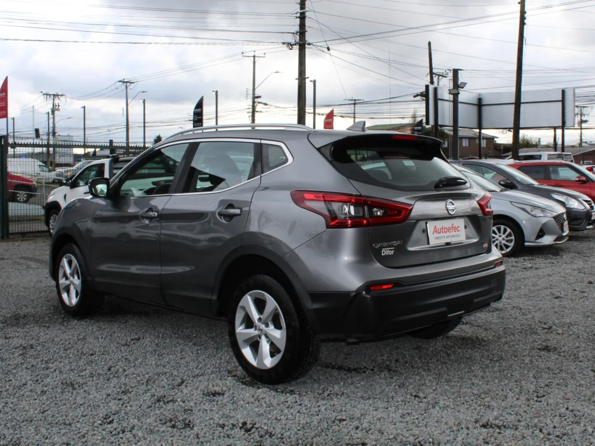 Nissan Qashqai 2.0 Sense 4X2 Mt 5P — foto 9 de 11