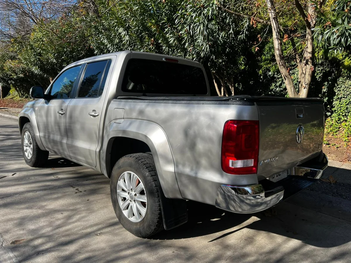 VOLKSWAGEN AMAROK HIGHLINE 4X4 2.0 AUT DIESEL 180HP AT 4P 2015 - Miniatura 5