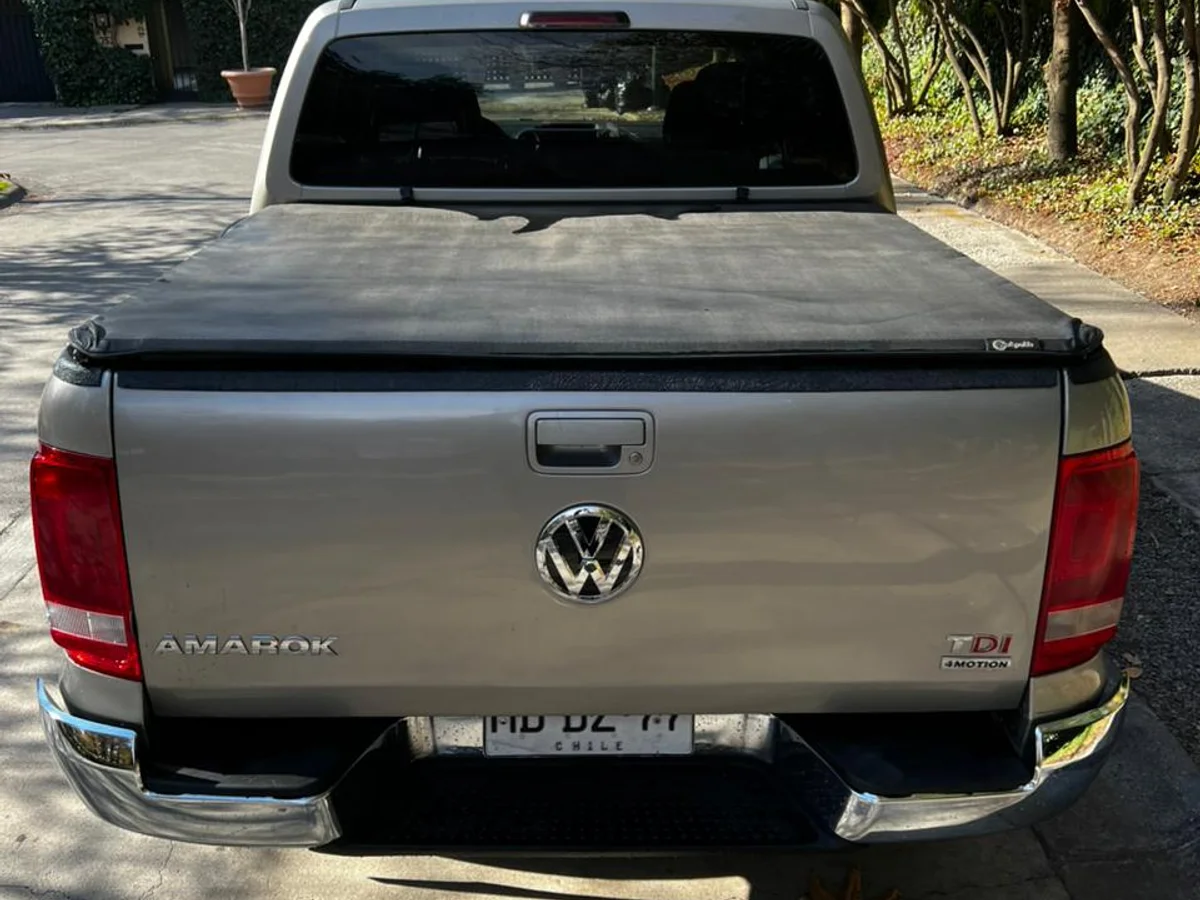 VOLKSWAGEN AMAROK HIGHLINE 4X4 2.0 AUT DIESEL 180HP AT 4P 2015 - Miniatura 6